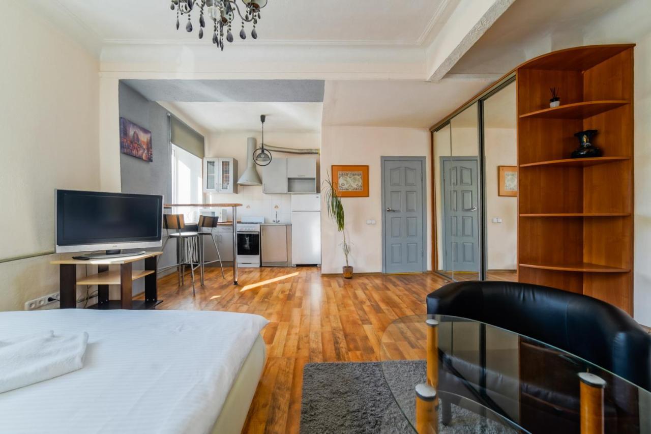 Ferienwohnung In The Center Of Minsk Exterior foto