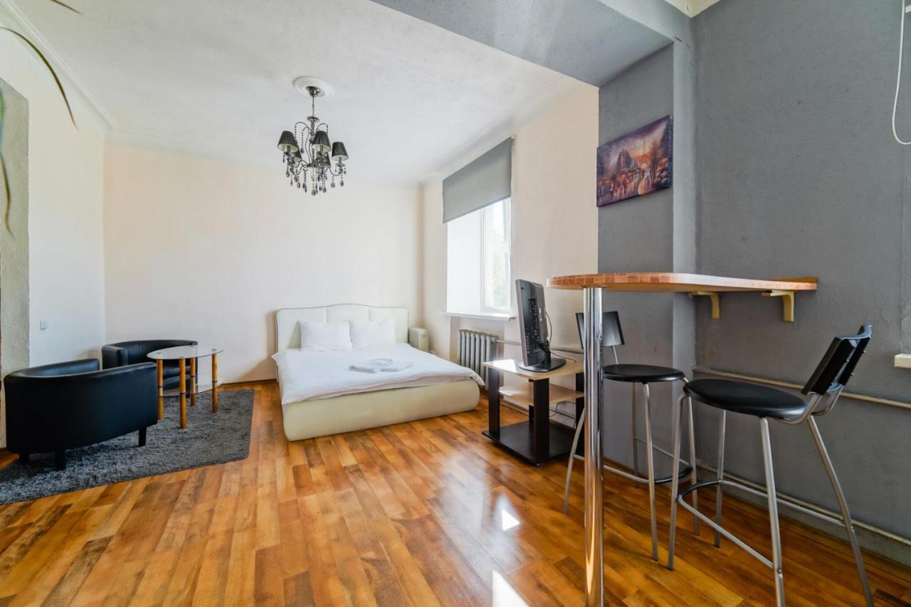 Ferienwohnung In The Center Of Minsk Exterior foto